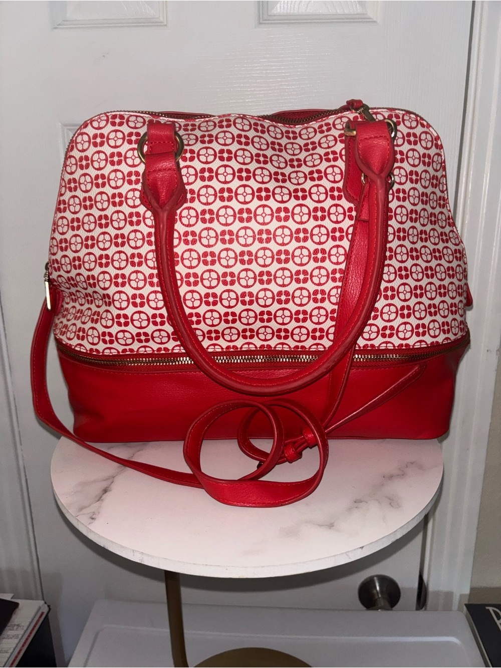 IMAN Red and White Patterned Shoulder Satchel - Picture 2 of 16
